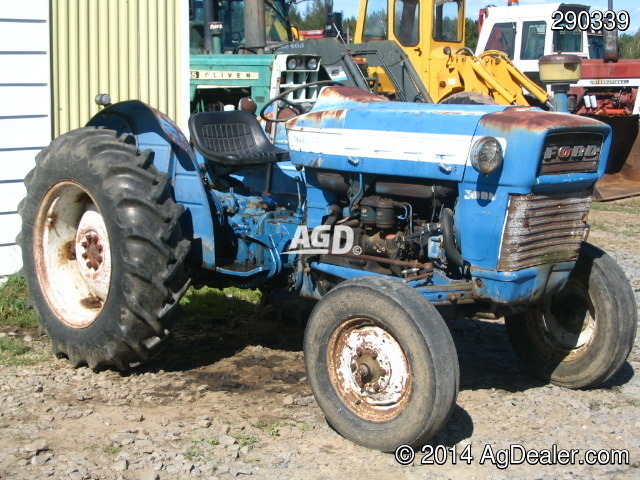 ford tractor model 3000